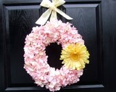 Pale Pink Hydrangea Wreath with Oversized Yellow Daisy