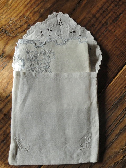 Vintage Linen Doilies, Set of 4, White