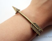 Steampunk bracelet, Inspired Katniss Unisex antique brass Arrow Bracelet BA01