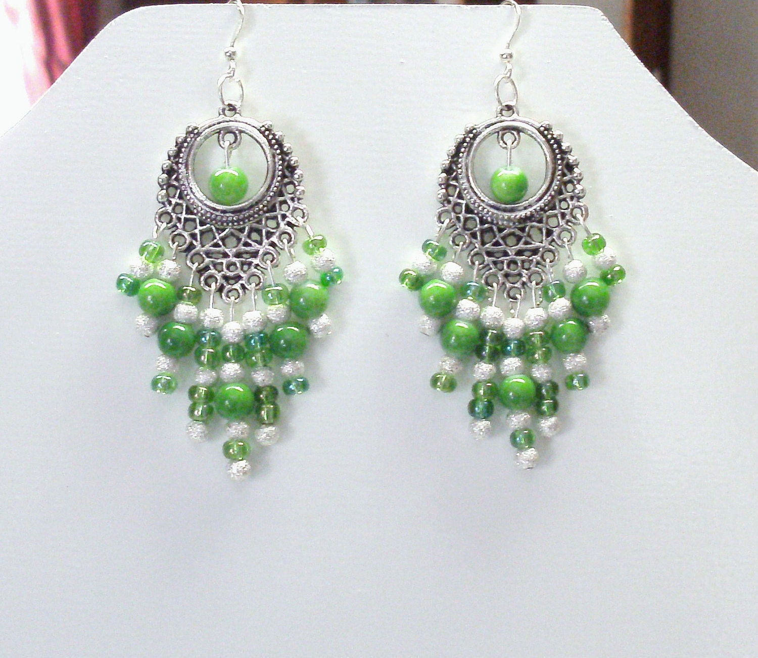 Handmade Beaded Spring Green Dangle Earrings - terririchard Handmade Beaded Spring Green Dangle Earrings - terririchard