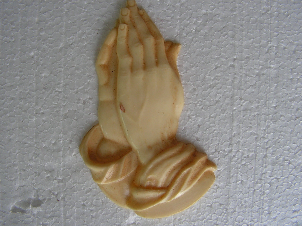 Vintage Religious Praying Hands Plastic Jesus Vintage Craft Supplies