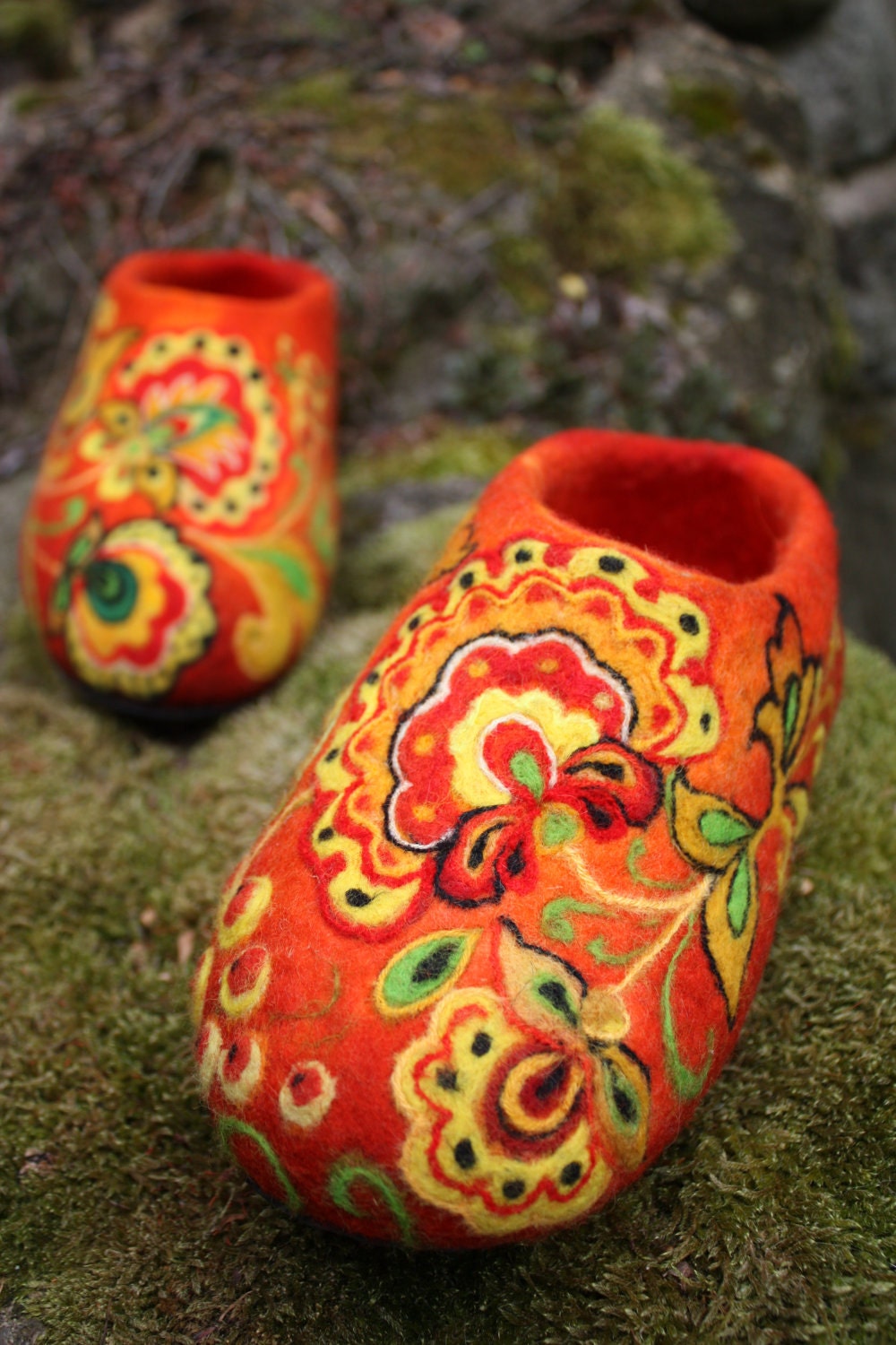 Felted Slippers- Khokhloma painting