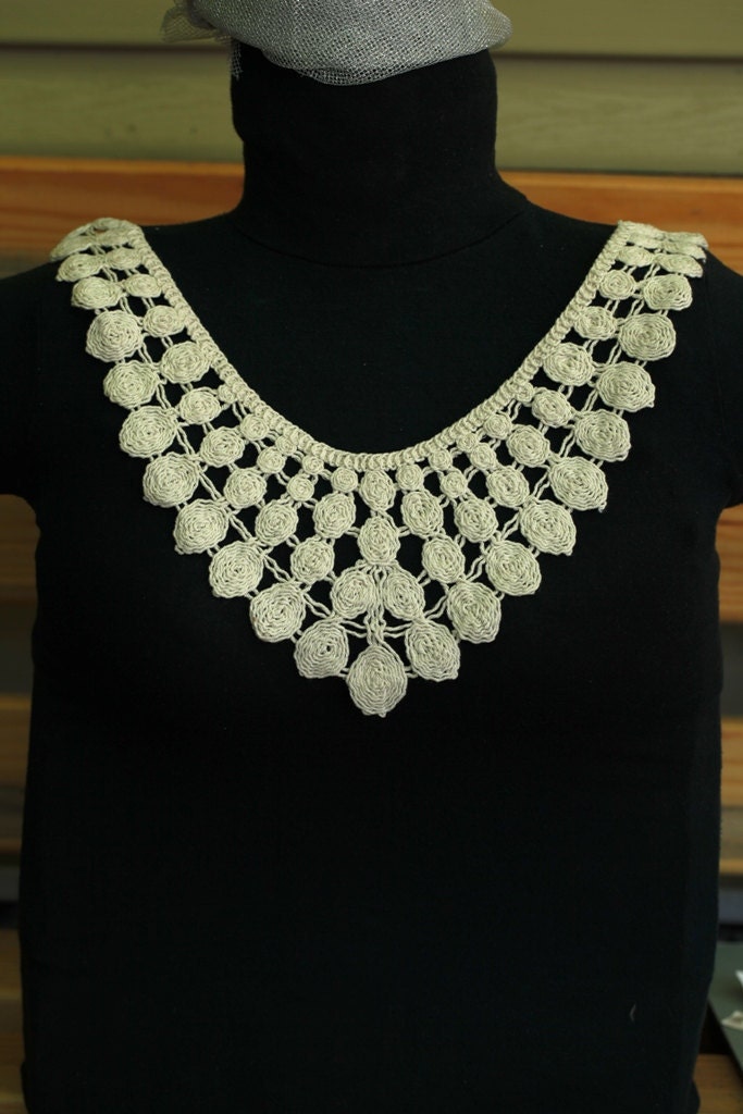 Cream Victorian Guipure Applique or Lace Trim