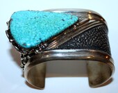Beautiful Silver turquoise vintage cuff bracelet