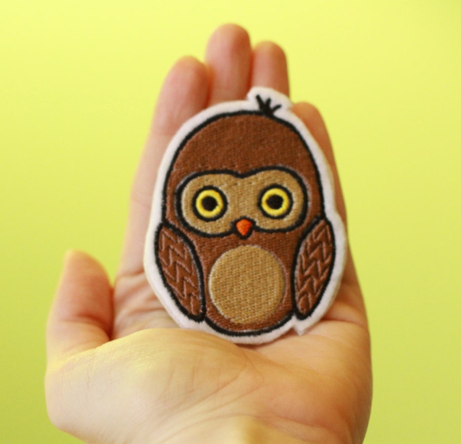 OKsmalls Original --HOOs There--Customizable Embroidered Iron-On Owl Patch
