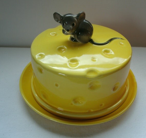 Lefton Cheese Plate with Mouse on Cover by TinkeringWithVintage