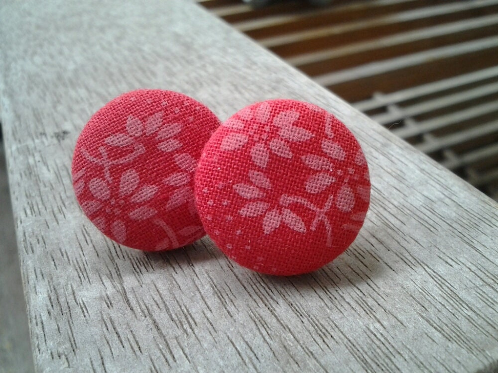 Red Floral Fabric Covered Button Stud Earrings 18mm