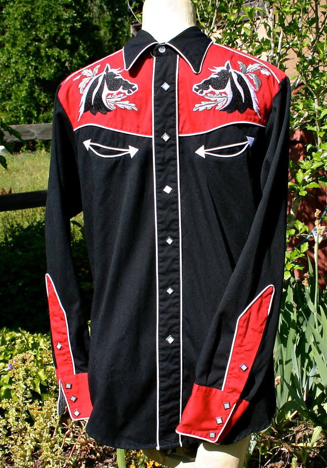 Western cowboy shirt by Roper, mens small, red and black, embroidered horses