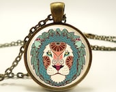 Zodiac Leo Necklace, Leo Art Pendant Charm With Necklace Chain, Bronze (0305B1IN)