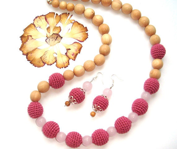 Best warm wooden pink Nursing necklace and earrings Pink set jewelry  Pink teething necklace earrings Gift for her Romantic jewelry