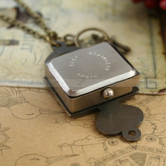 Vintage lock antique bronze pocket watch key  necklace - Steampunk style