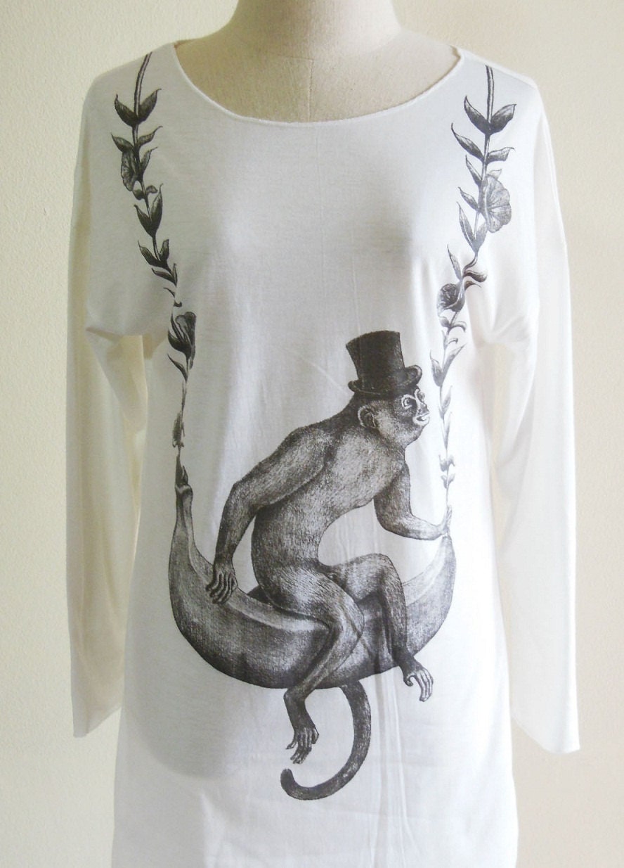 Monkey Banana Rose Flower Tree Animal Style Fashion Art Animal T-Shirt Long Sleeved White Sweatshirt Screen Print Size M