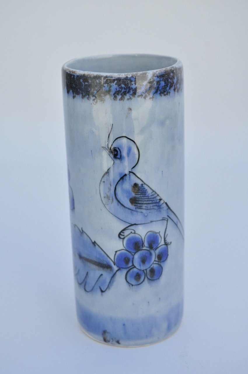 40% off Vintage Mexican Tonala vase