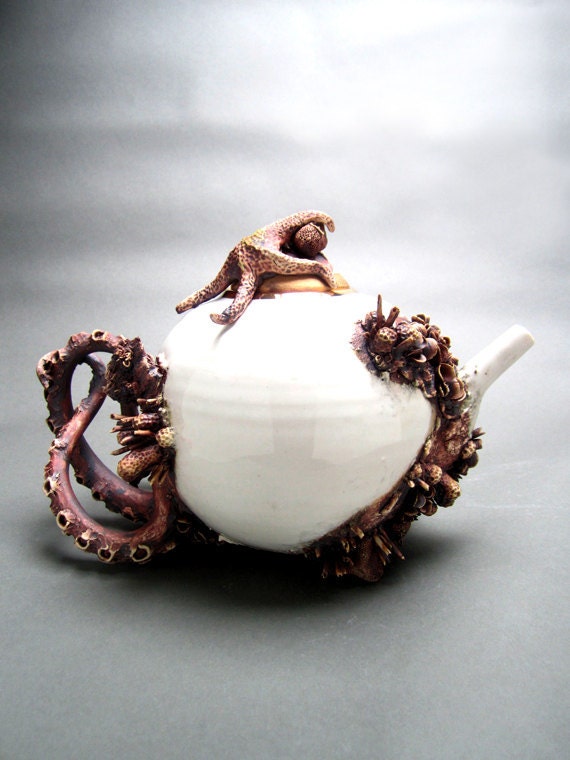 Bottom Feeder Tea Pot