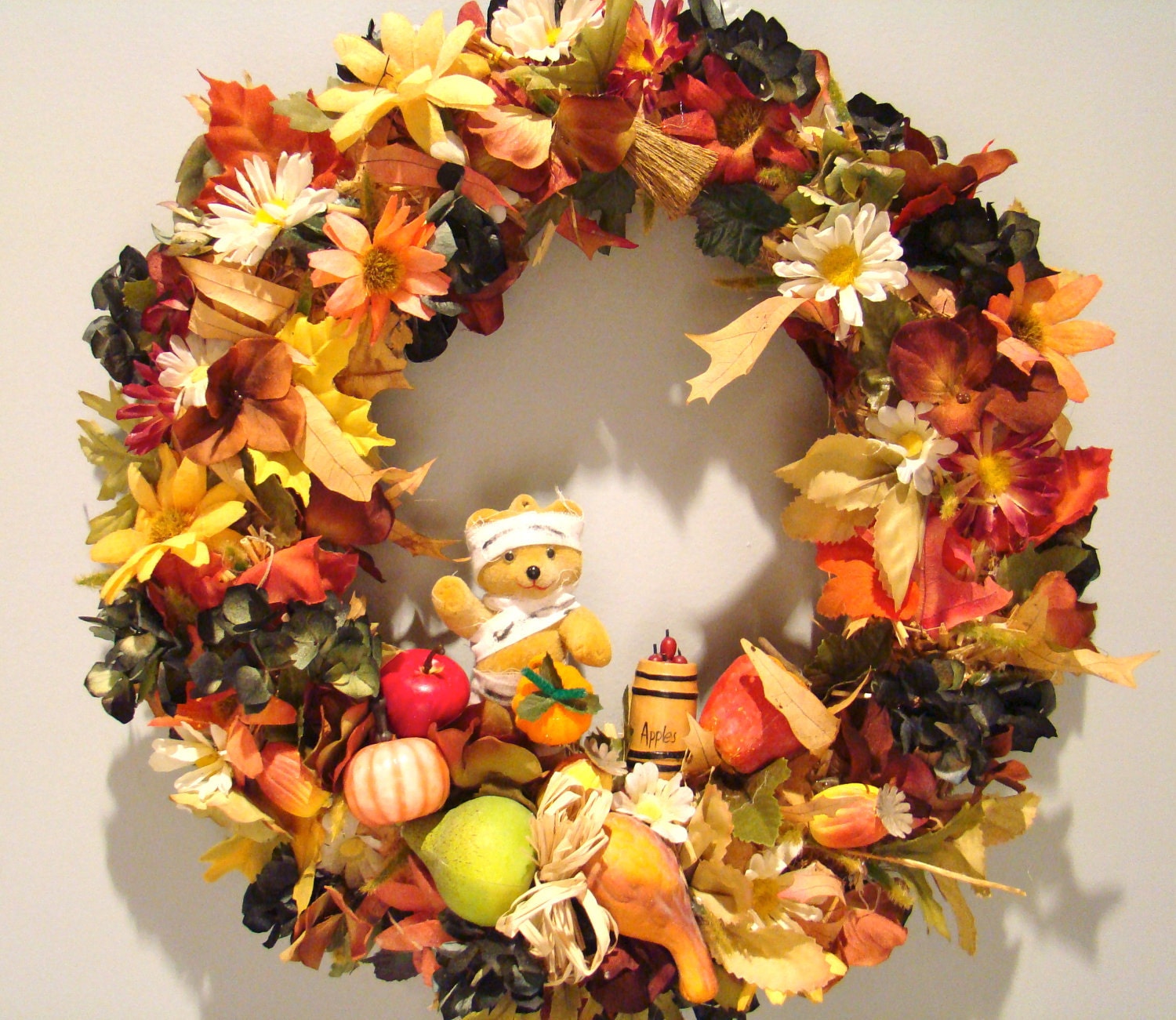 Mummy Bear Straw wreath