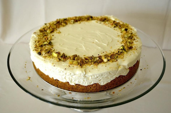 white chocolate frozen pistachio cheesecake