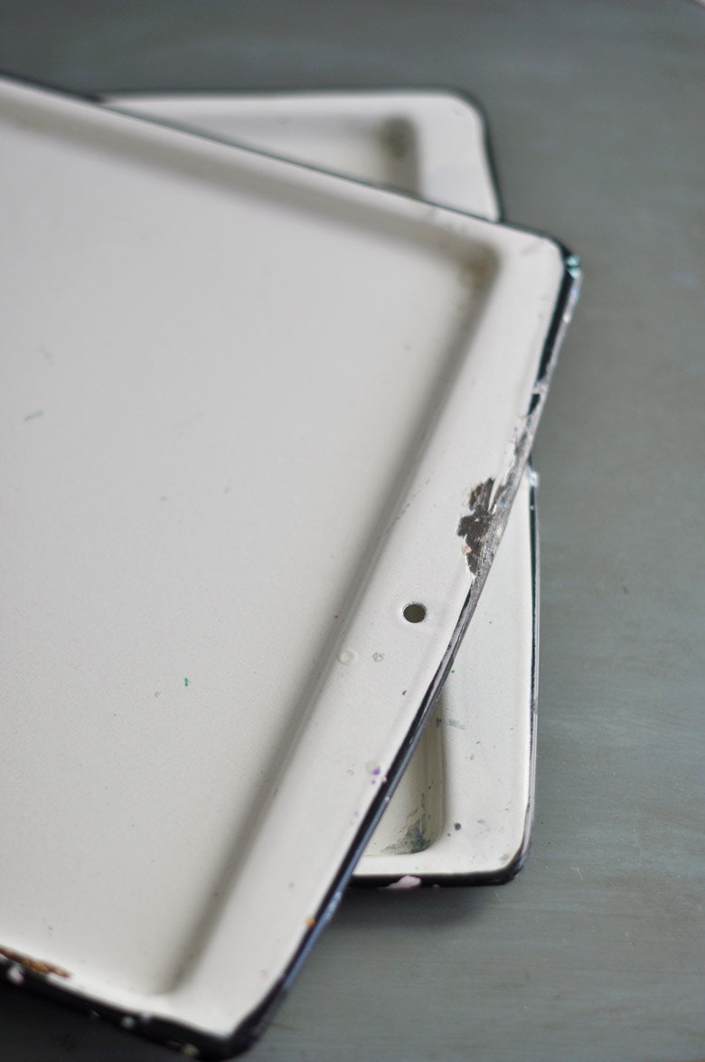 Porcelain Enameled Butcher Trays