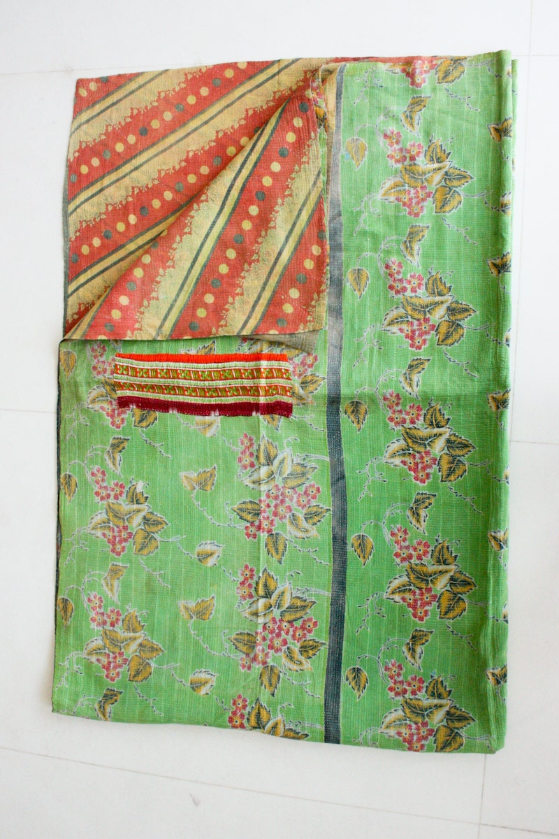 Sale - Antique Quilt - Beautiful on Both Sides Reversible