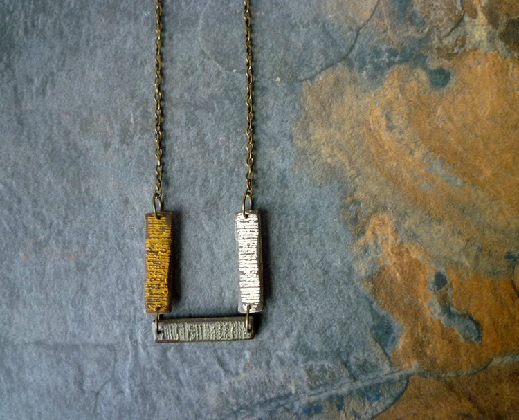 Blocks Necklace - Concrete -White - Mustard