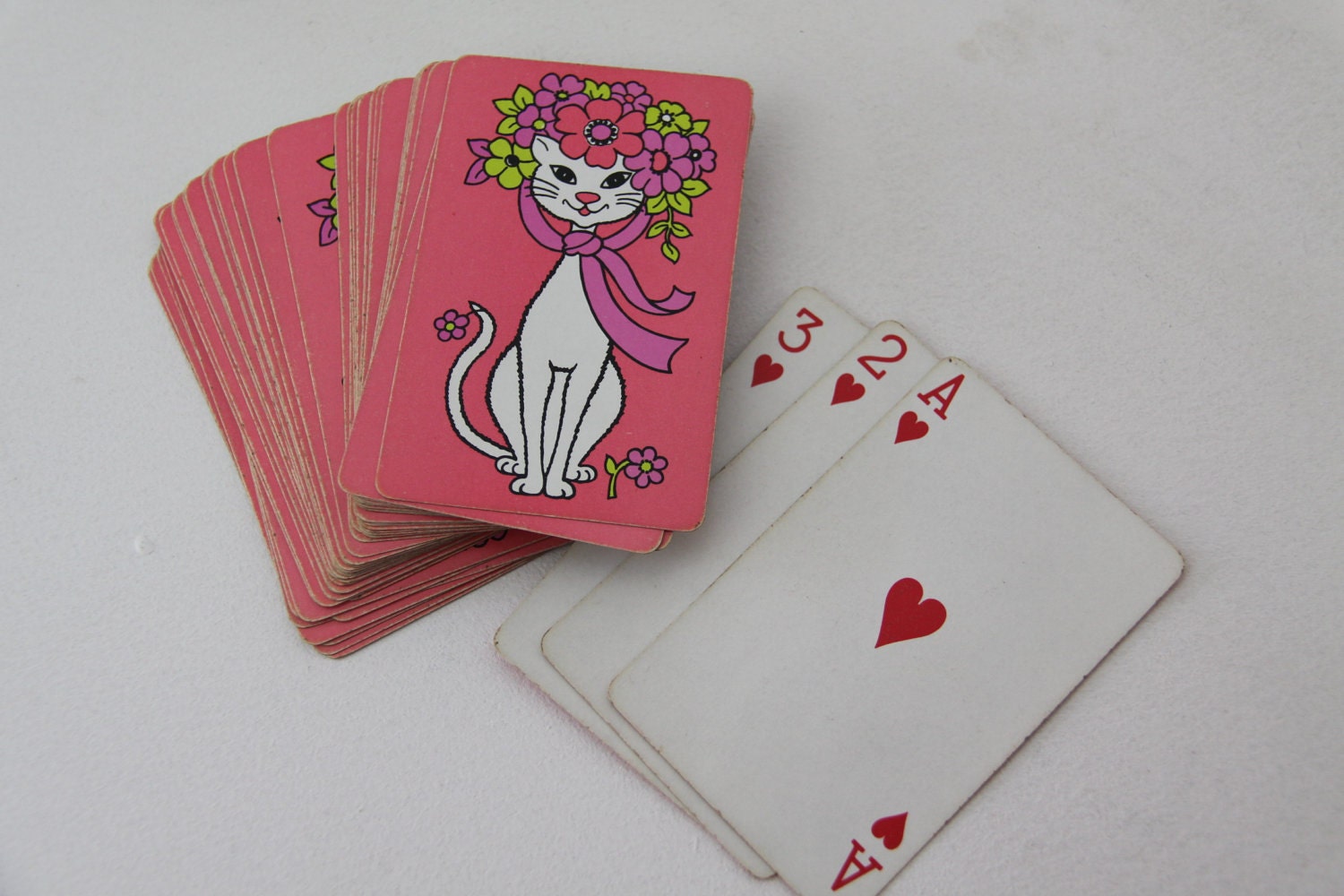 Vintage pretty pink kitty cat playing cards