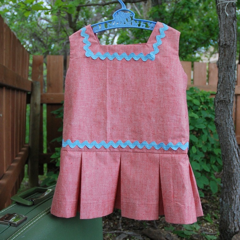 Strawberry Girls jumper - Toddler jumper - Pink girls dress - pink toddler jumper - Size 2 jumper - rick rack