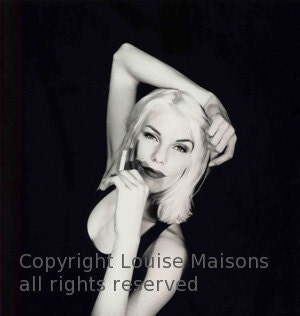 Portrait of Sarah Stockbridge-Paris 1991 -Louise Maisons-all rights reserved