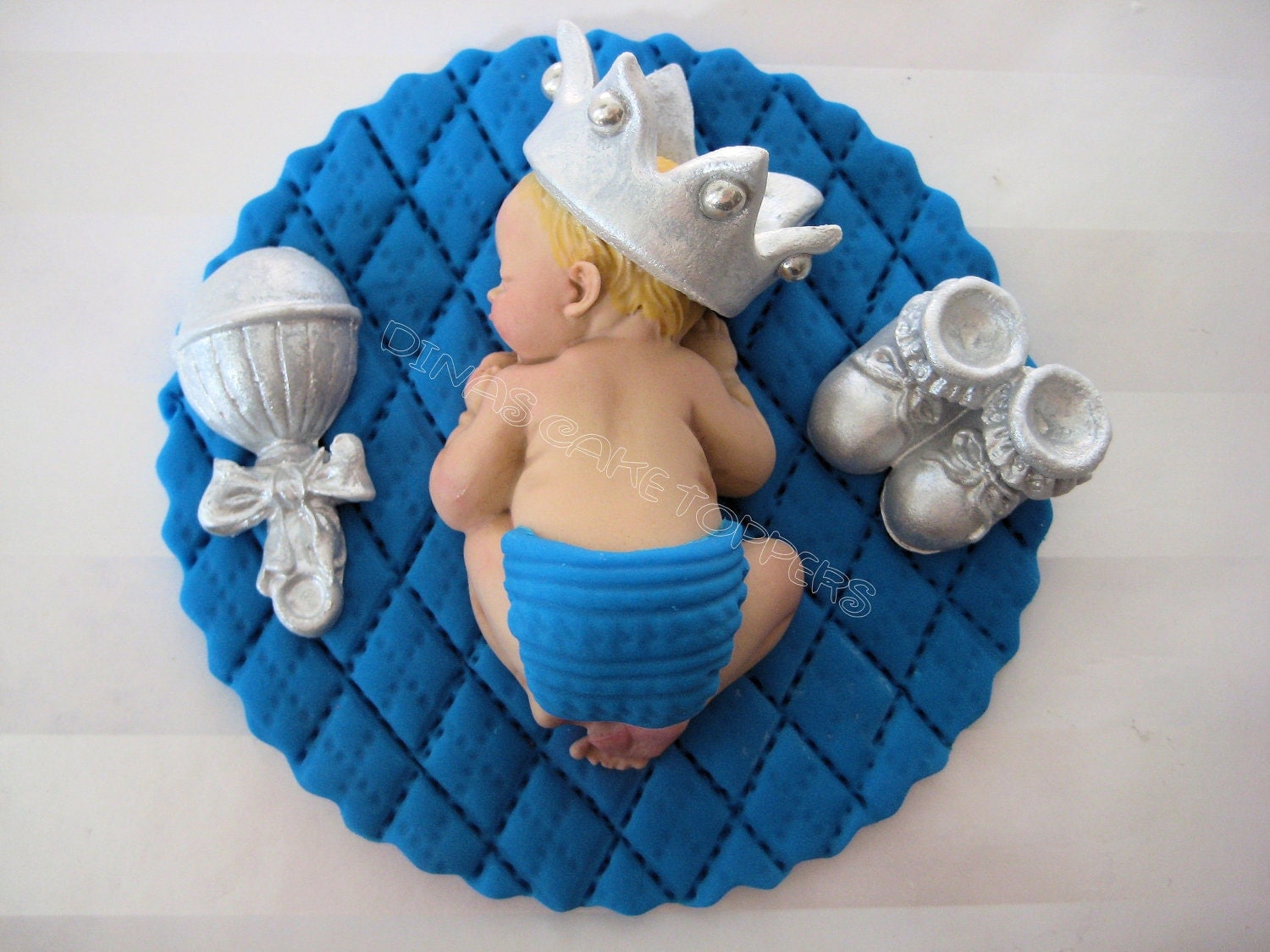 Items similar to BUMBLE BEE BABY Shower Cake topper fondant