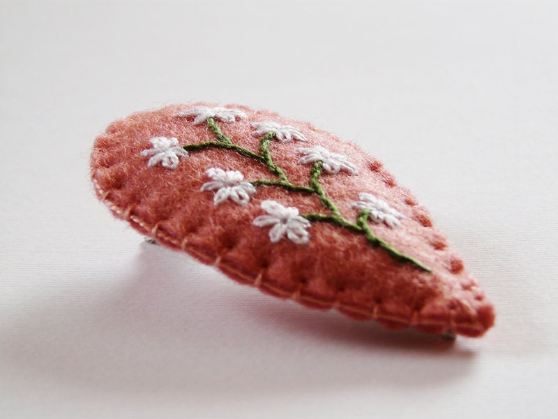 Embroidered Felt hair clip Flowers Pink wool Hair Barrette