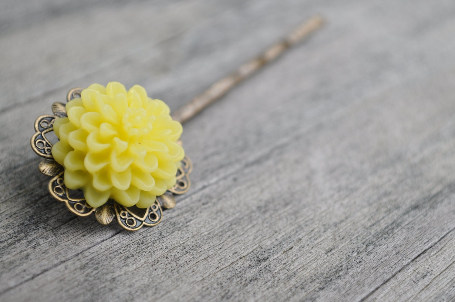 Chrysanthemum Hair Pin - Sunshine