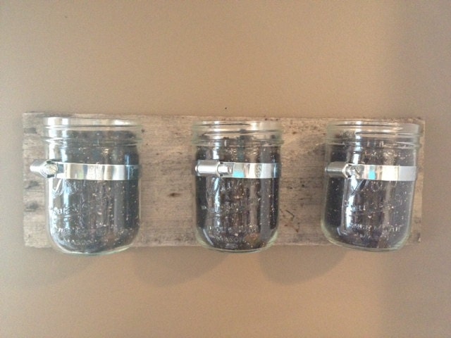 Mason jar wall hanger