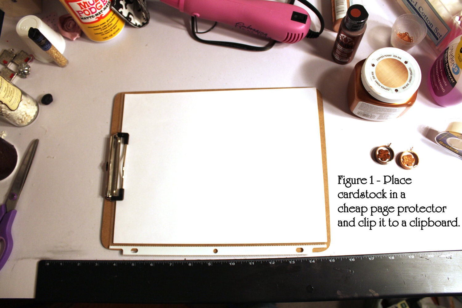 How to use my upcycled copper pipe bezels with resin to create a pendant - Free Tutorial