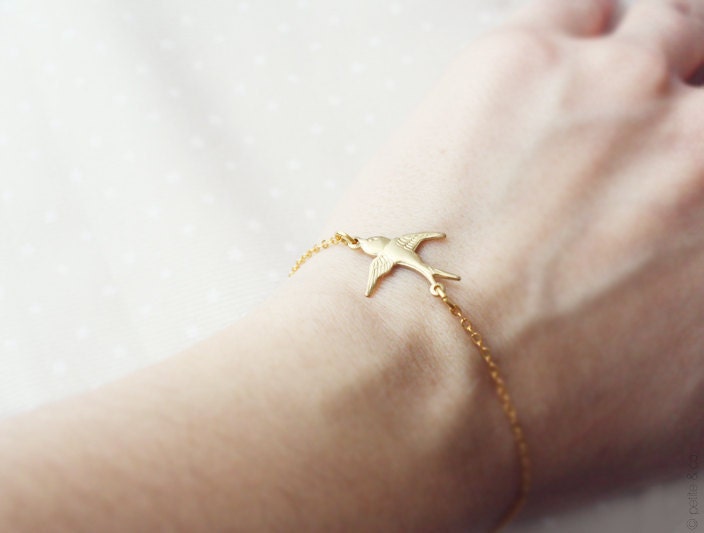 dainty bird bracelet - gold tone everyday jewelry