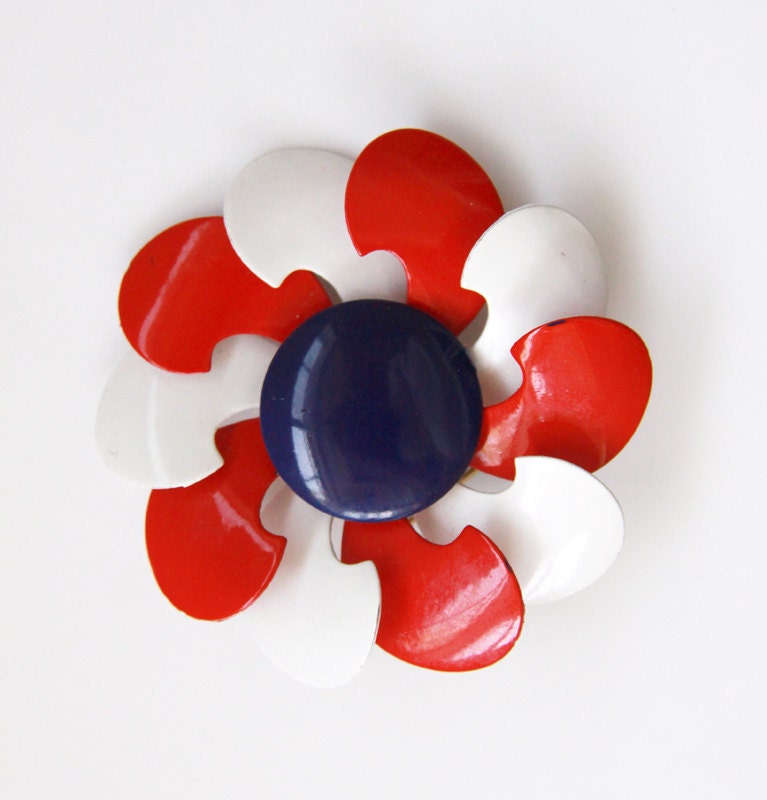 Red White Blue Brooch Pin - Large Flower - Vintage Jewelry - Patriotic- Gold Tone  Metal Enamel