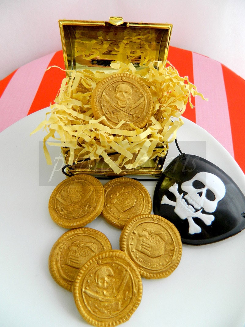 Edible Pirate Cupcake Toppers GOLD Dubloon Sugar By