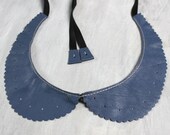 Peter Pan collar made of blue leather