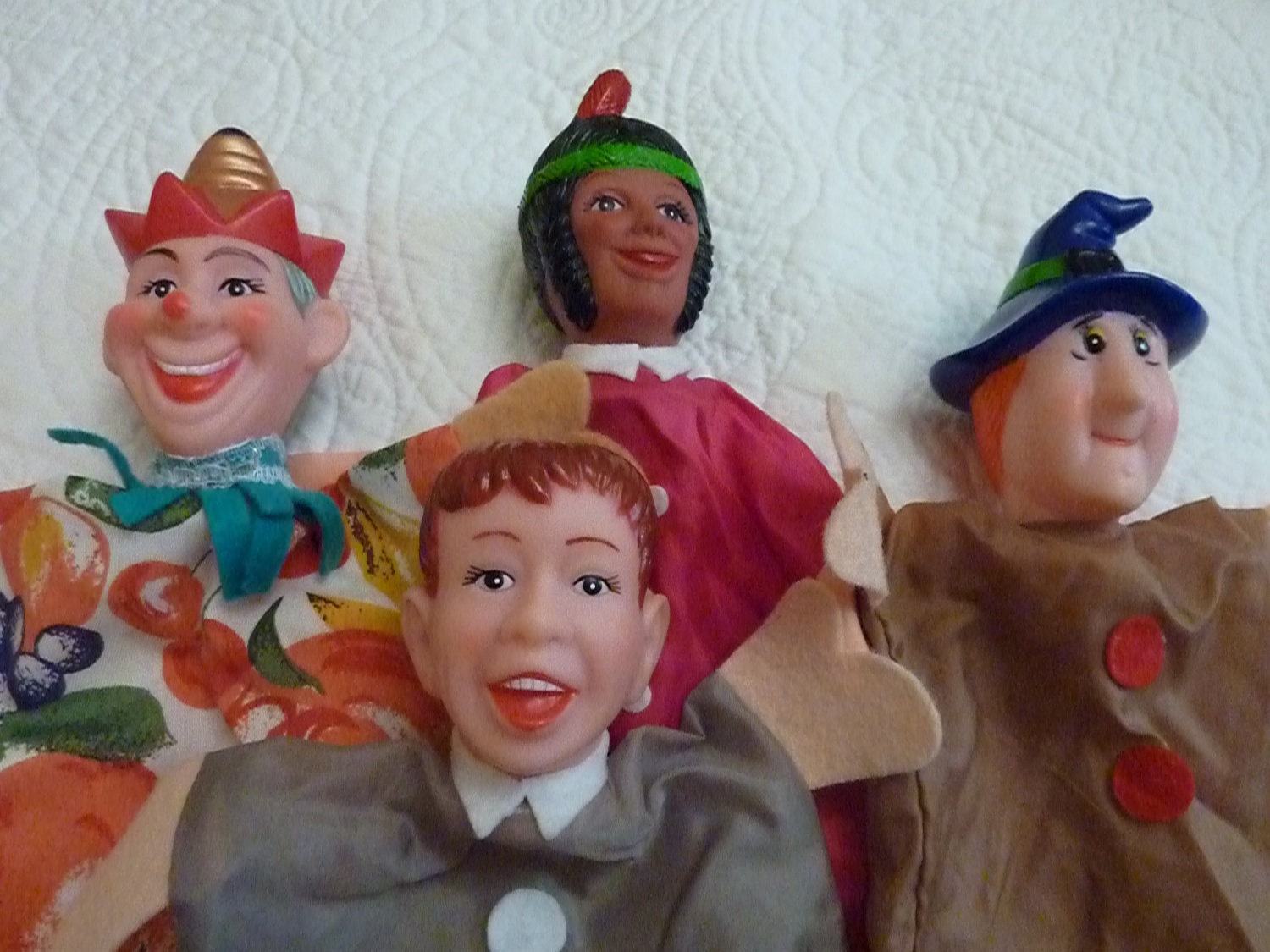Very cool set of four 1950s vintage hand puppets in mint condition. Fabulous xmas gift idea