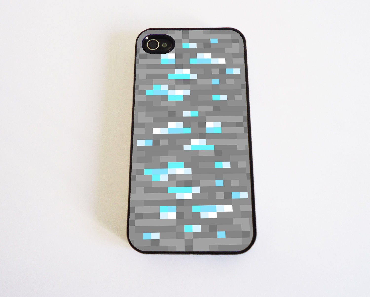 Minecraft inspired Ore diamond case for iPhone 4 and iPhone 4S