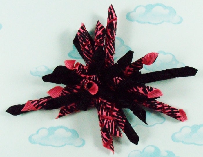 Korker bow Hot pink zebra stripes and black korker hair bow.