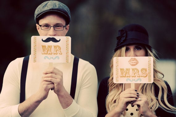 Photo Booth Prop Signs Vintage Look-Circus Carnival Theme-Mr/Mrs/Lips/Mustache-Thank You Double Sided Wedding Photo Prop Signs - Set of 2