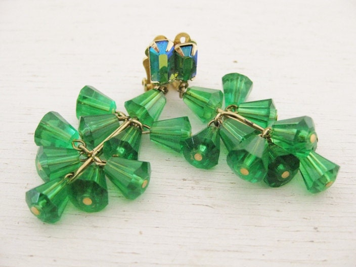 vintage Lewis Segal clip on earrings. CRISTALLE EAU VERTE