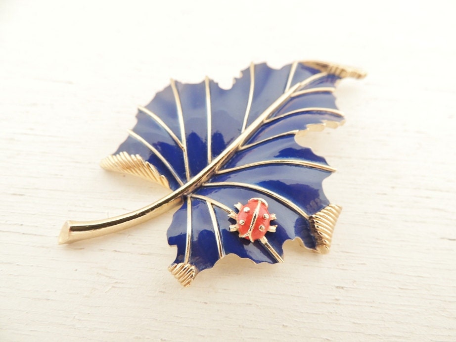 vintage Trifari enamel blue leaf ladybug brooch. WHIMSICAL LEAF.