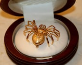 Amazing 18k Yellow Gold Sculptural Spider Brooch Made in Italy