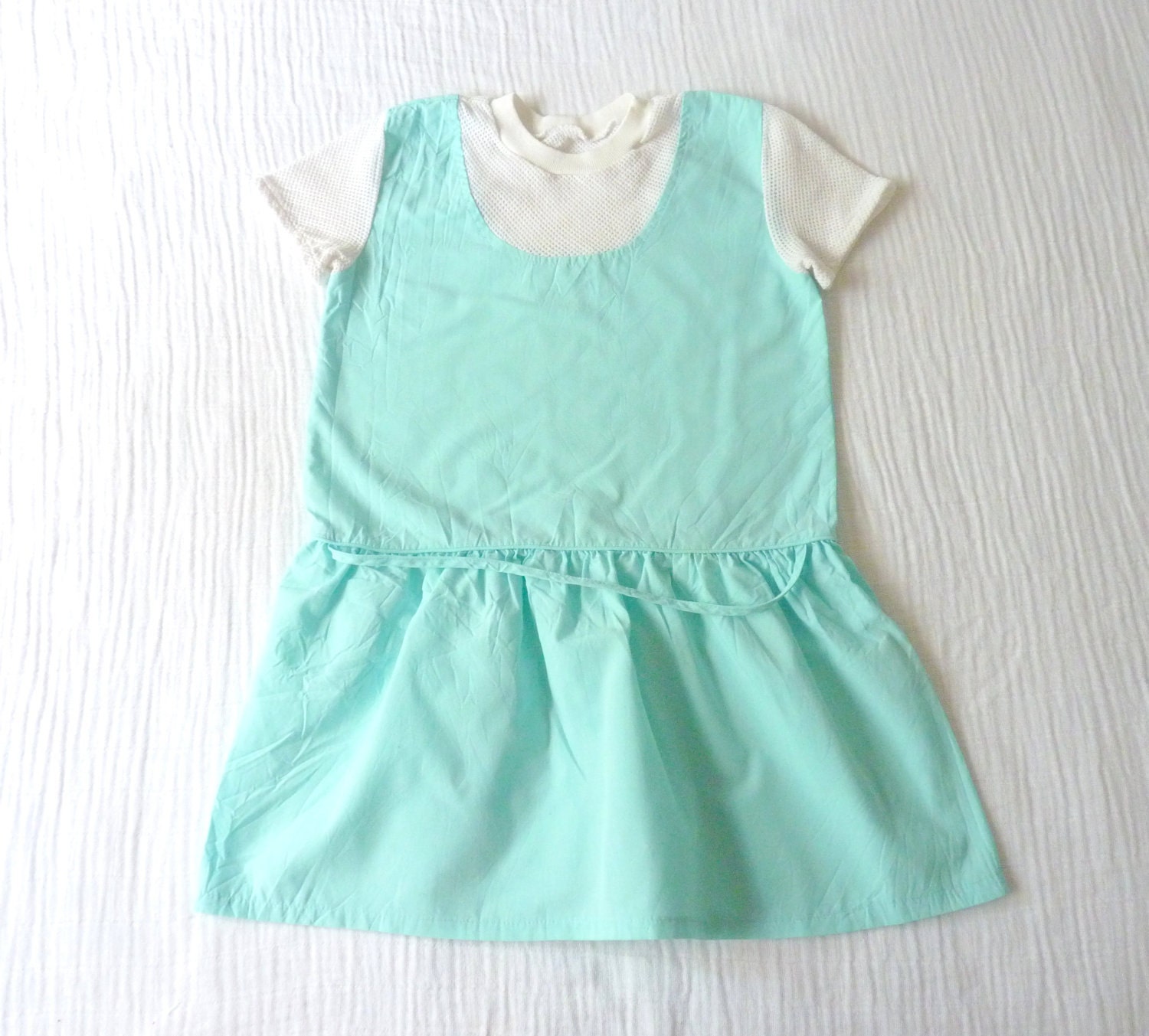 Vintage 80s girls dress, 5T. Aqua/mint green tennis style dress with white mesh. - LazerBabyVintage