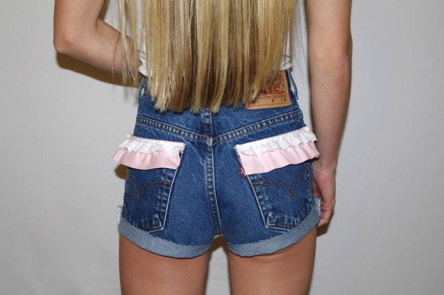 Levi's High Waist Denim Double Ruffle Pocket Short Shorts