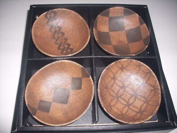 vintage Kotobuki pottery bowl set by on Etsy