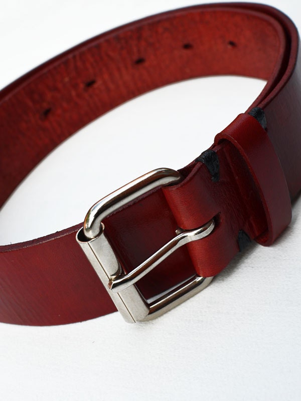 MARCUE - Men's and Women's Unisex Classic Red Leather Belt
