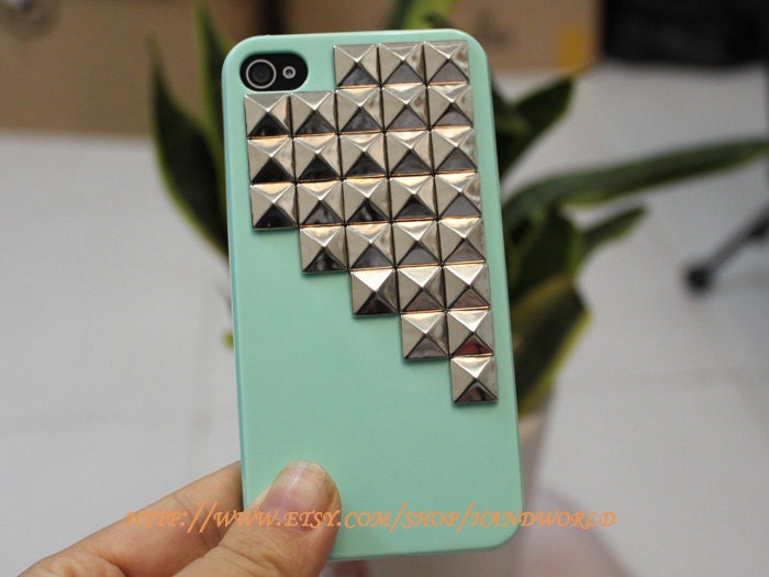 Silvery Pyramid Stud Light Green  Hard Case Cover For Apple iPhone 4 Case, iPhone 4s Case, iPhone 4 Hard Case HW003