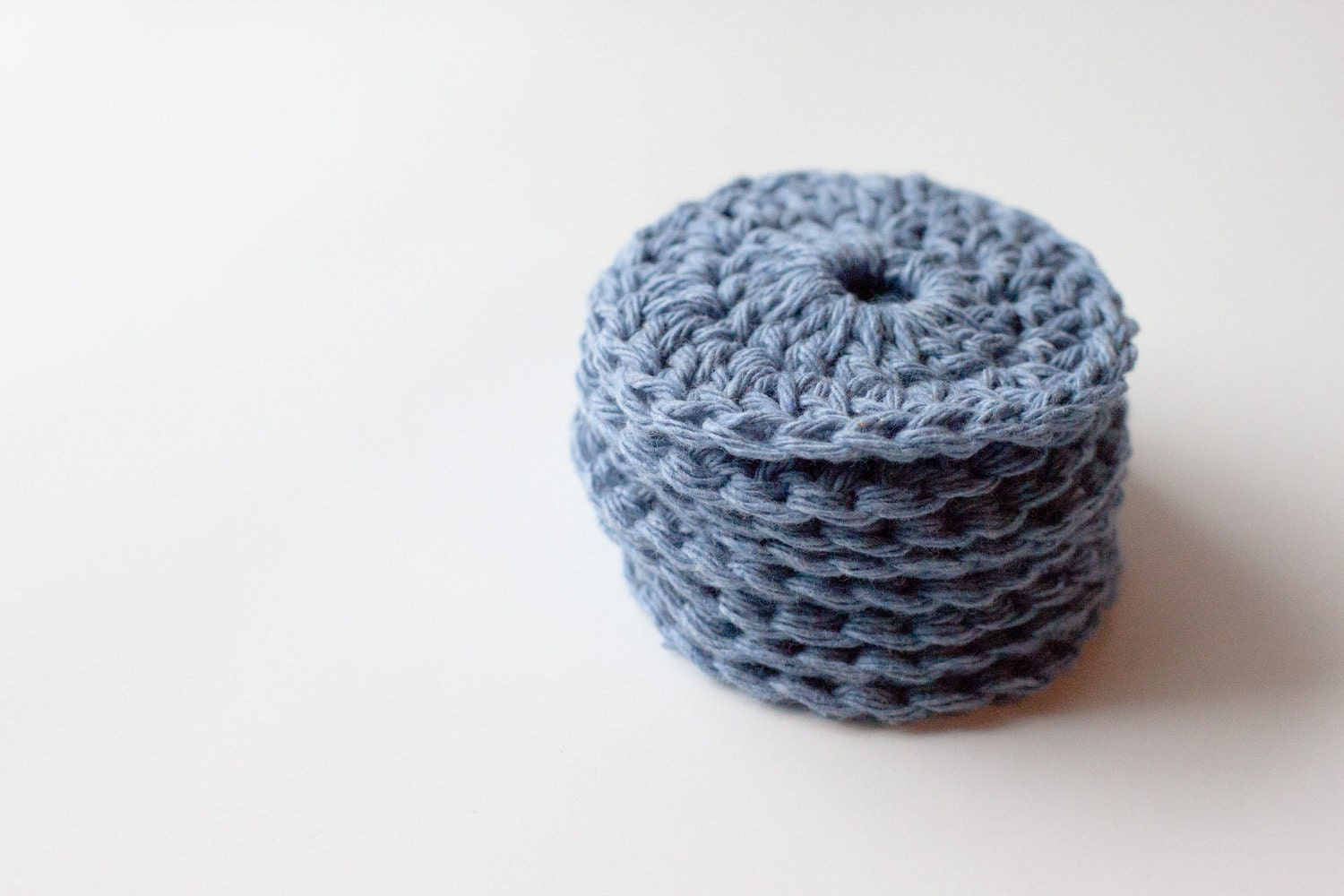 Reusable Makeup Remover Pads in Blue , Set of 8