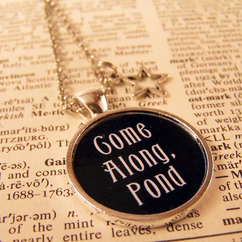 Come Along Pond Necklace - Doctor Who