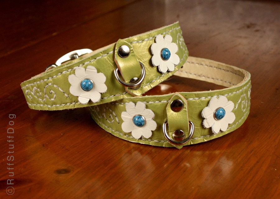 Leather Dog Collar- Daisies Collar-Green-Made to Order